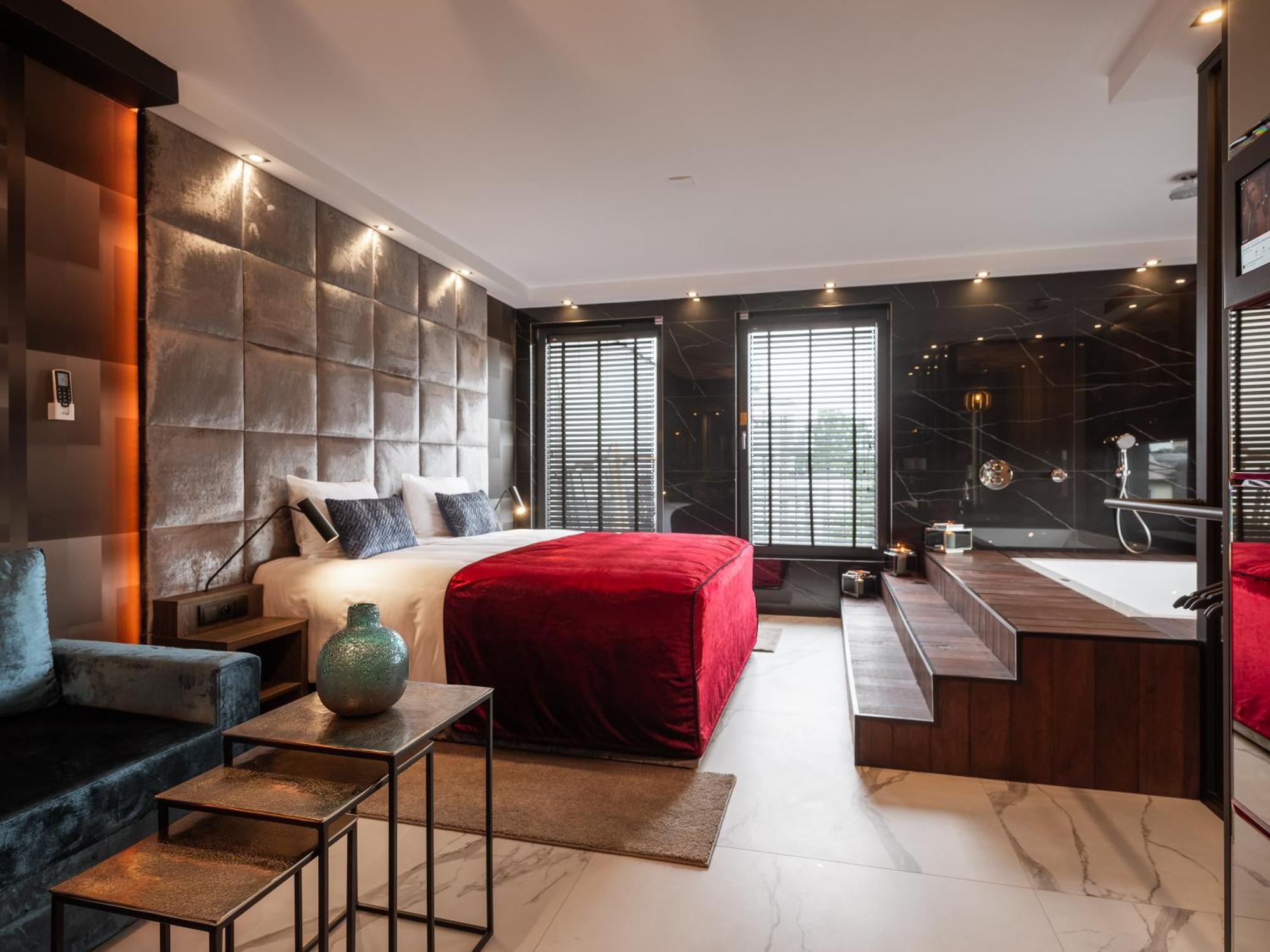 Апартаменты Art Penthouse With Jacuzzi - Krakow Center Экстерьер фото
